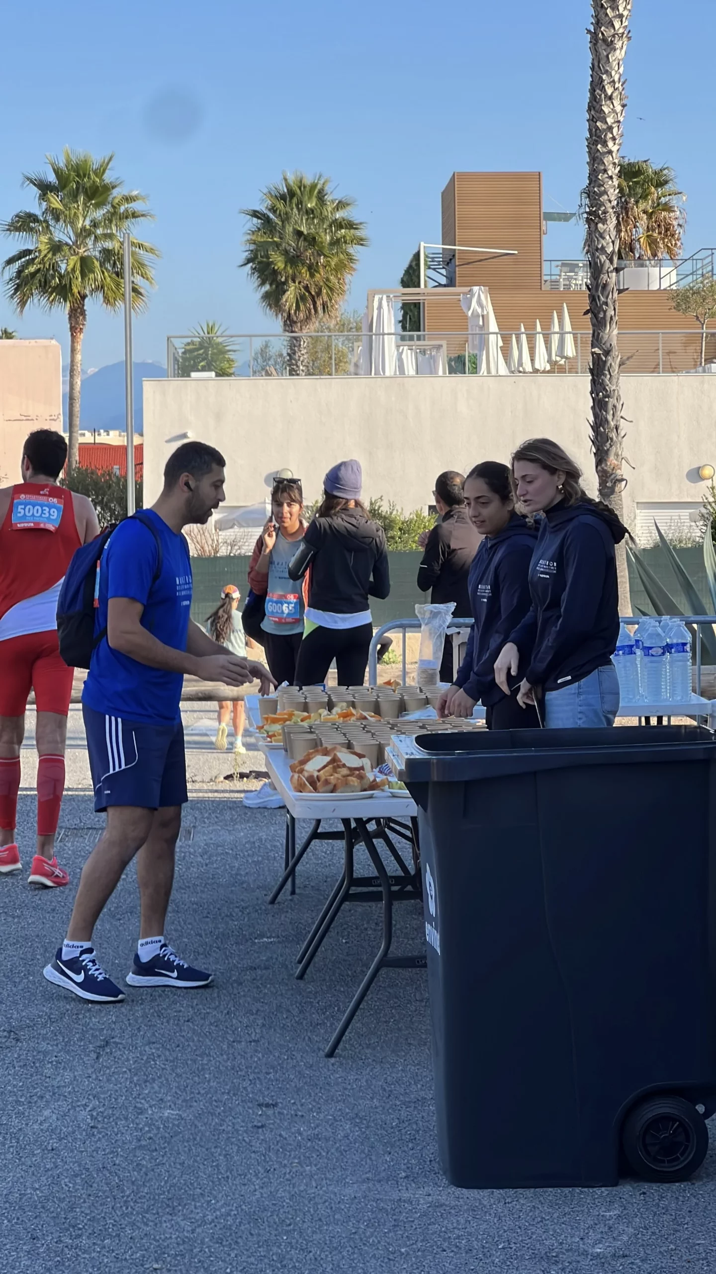 Bénévoles BCA en action au Marathon Nice-Cannes